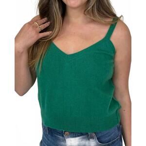 NEW ROSE & CROWN v-neck tank top in kelly green